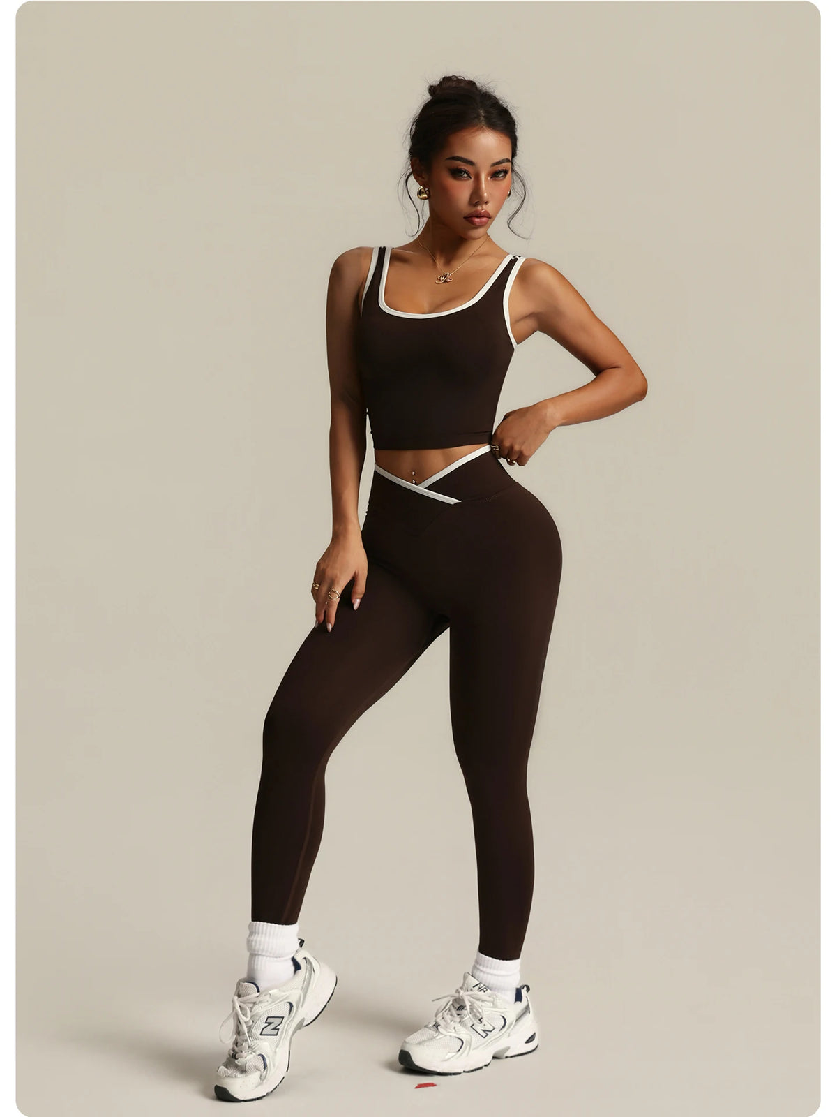 Conjunto de Yoga de 2 Piezas para Mujer, Leggings con Cintura Cruzada en V, Bra Deportivo con Ribete en Contraste, Conjunto Deportivo para Gimnasio, Ropa Deportiva.