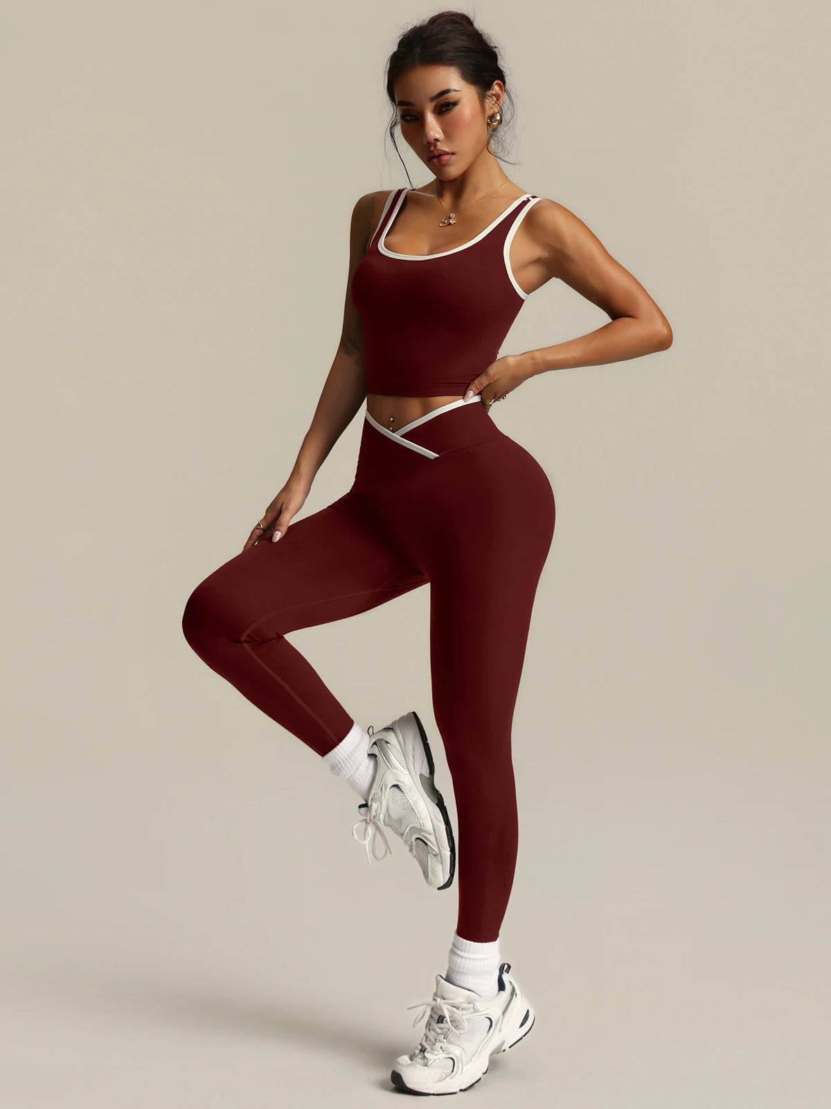 Conjunto de Yoga de 2 Piezas para Mujer, Leggings con Cintura Cruzada en V, Bra Deportivo con Ribete en Contraste, Conjunto Deportivo para Gimnasio, Ropa Deportiva.